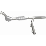 MagnaFlow 1997-1998 Ford Expedition 4.6L HM Grade Federal / EPA Compliant Direct-Fit Catalytic Converter 93130