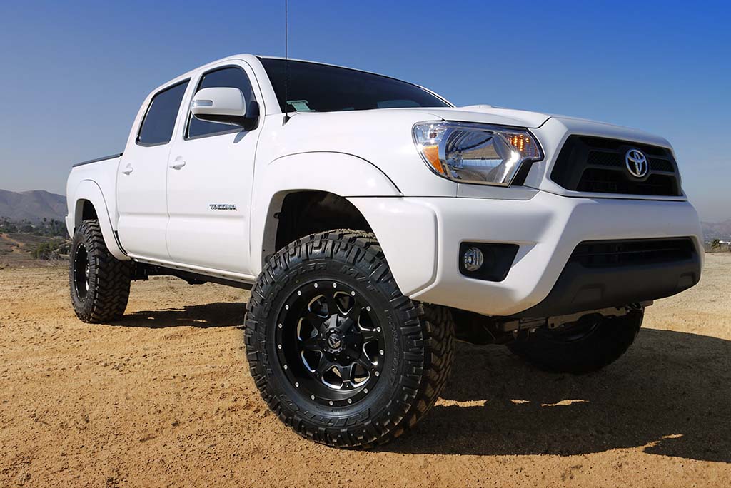 ICON Vehicle Dynamics 58735E-700 - 05-23 TACOMA EXT TRAVEL 2.5 VS RR CDEV COILOVER KIT 700LB 3