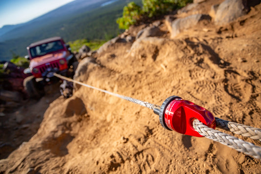 PROLINK WINCH SHACKLE MOUNT -- YELLOW