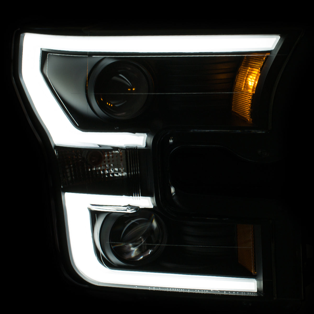 ANZO USA 111347 - Headlight Set