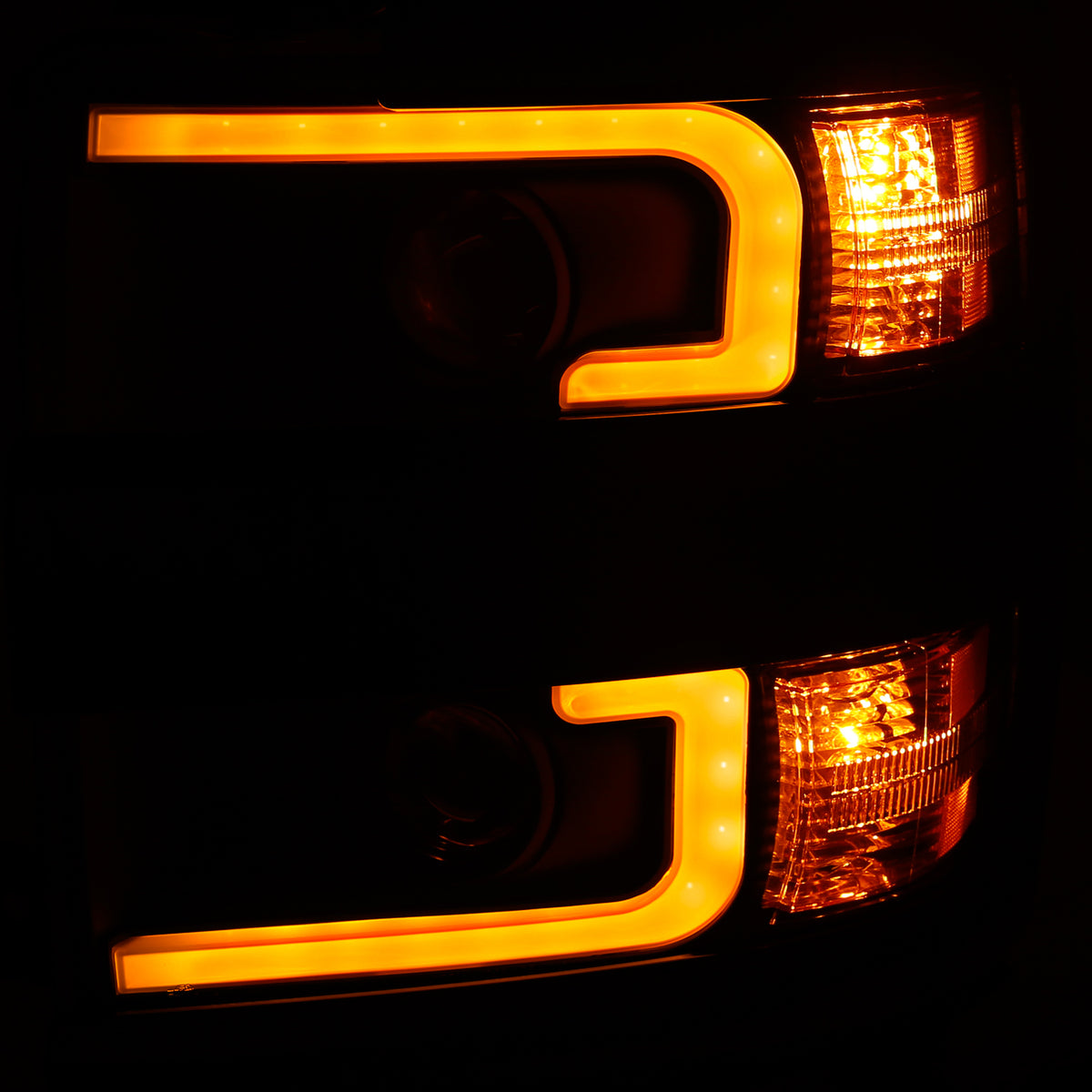 ANZO USA 111364 - Headlight Set