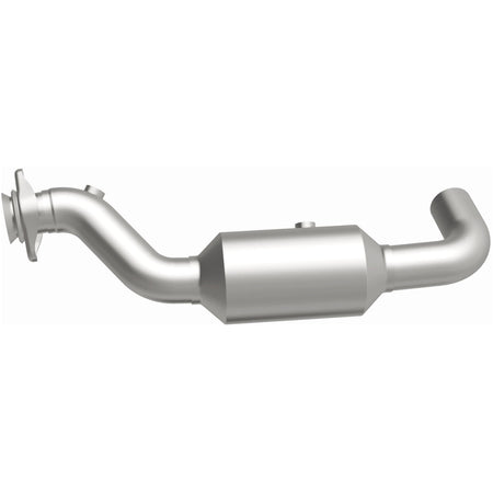 MagnaFlow Exhaust Products 21-474 - OEM Grade Direct-Fit Catalytic Converter 1