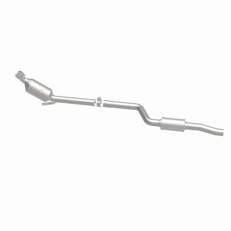 MagnaFlow Exhaust Products 21-498 - OEM Grade Direct-Fit Catalytic Converter 3
