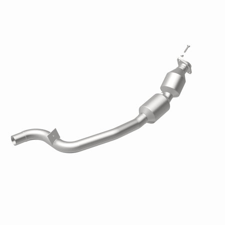 MagnaFlow Exhaust Products 21-608 - OEM Grade Direct-Fit Catalytic Converter 20