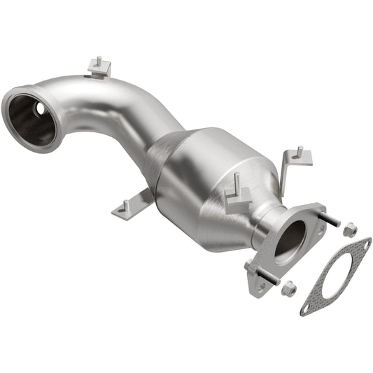 MagnaFlow OEM Grade Federal / EPA Compliant Direct-Fit Catalytic Converter 21-697