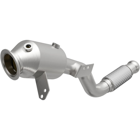 MagnaFlow Exhaust Products 21-897 - OEM Grade Direct-Fit Catalytic Converter 1