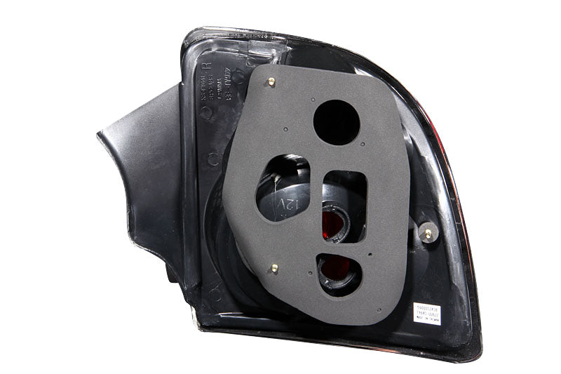ANZO USA 221106 - Tail Light Set