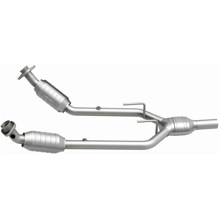 MagnaFlow Exhaust Products 23325 - HM Grade Direct-Fit Catalytic Converter 1