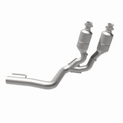 MagnaFlow Exhaust Products 24507 - HM Grade Direct-Fit Catalytic Converter 1