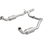 MagnaFlow Exhaust Products 280014 OEM Grade premium catalytic converter for 2017-2019 Ford E-350 Super Duty/E-450 Super Duty