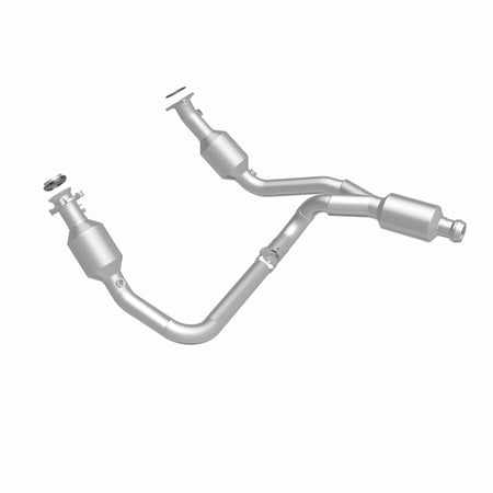 MagnaFlow Exhaust Products 280424 - OEM Grade Direct-Fit Catalytic Converter 16