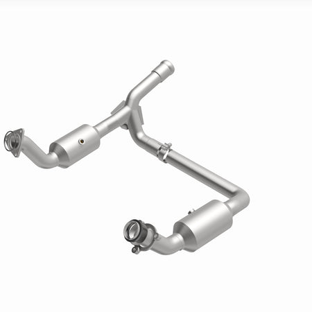 MagnaFlow Exhaust Products 280656 - OEM Grade Direct-Fit Catalytic Converter 2