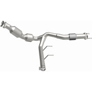 MagnaFlow Exhaust Products 281067 - Catalytic Converter