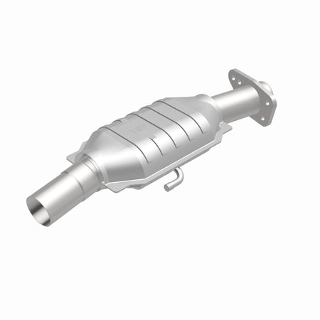 MagnaFlow Exhaust Products 3322418 - California CARB Direct-Fit Catalytic Converter 5