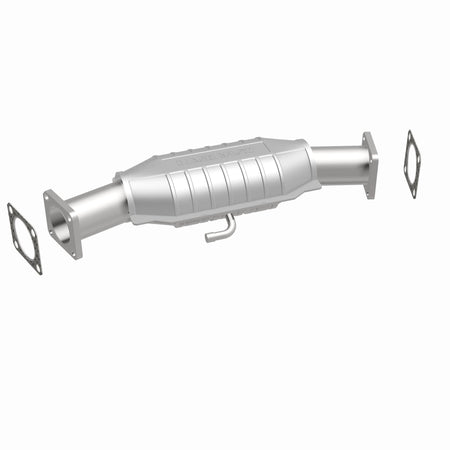 MagnaFlow Exhaust Products 3322430 - California CARB Direct-Fit Catalytic Converter 1