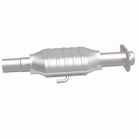 MagnaFlow Exhaust Products 3322447 - California CARB Direct-Fit Catalytic Converter 39
