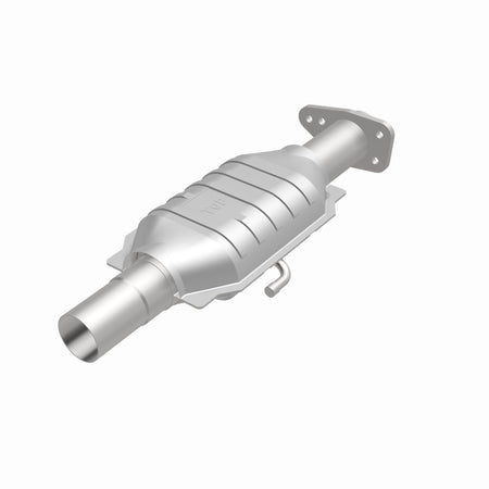 MagnaFlow Exhaust Products 3322447 - California CARB Direct-Fit Catalytic Converter 56