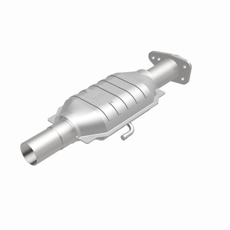 MagnaFlow Exhaust Products 3322447 - California CARB Direct-Fit Catalytic Converter 57