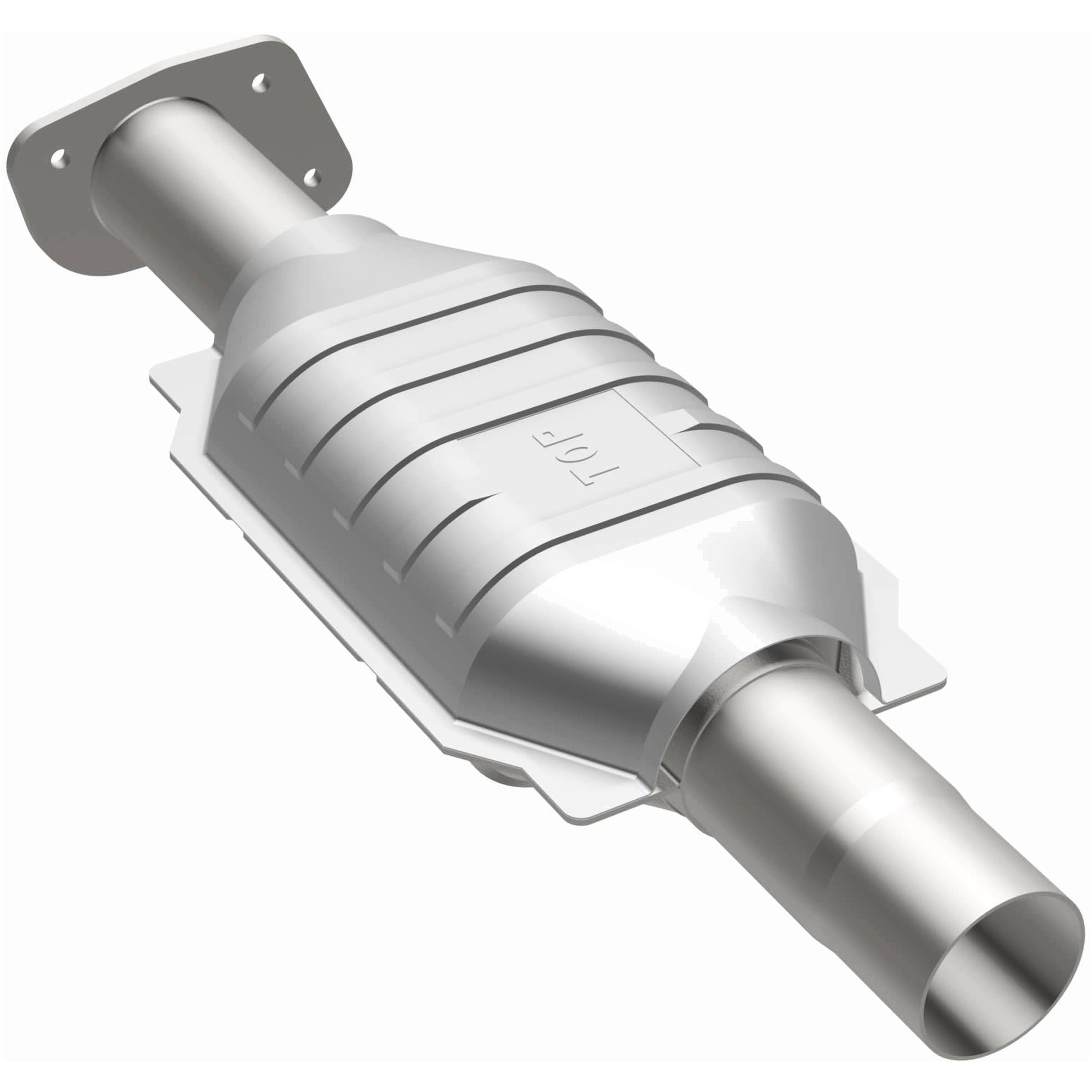 MagnaFlow Exhaust Products 3322456 - California CARB Direct-Fit Catalytic Converter 26