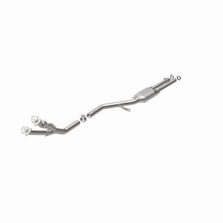 MagnaFlow Exhaust Products 3322554 - California CARB Direct-Fit Catalytic Converter 1