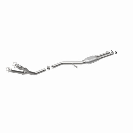 MagnaFlow Exhaust Products 3322554 - California CARB Direct-Fit Catalytic Converter 4