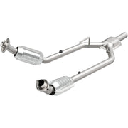 MagnaFlow Exhaust Products 444080 - California CARB Direct-Fit Catalytic Converter 1