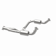 MagnaFlow Exhaust Products 4451420 - California CARB Direct-Fit Catalytic Converter 4