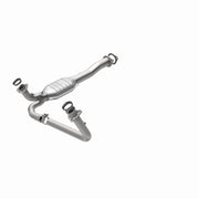 MagnaFlow Exhaust Products 4451457 - California CARB Direct-Fit Catalytic Converter 3