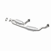 MagnaFlow Exhaust Products 4451543 - California CARB Direct-Fit Catalytic Converter 3