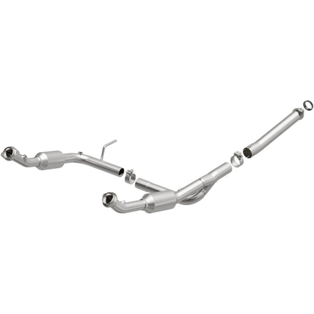MagnaFlow Exhaust Products 4551013 - California CARB Direct-Fit Catalytic Converter 1
