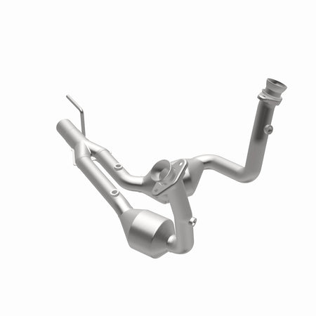 MagnaFlow Exhaust Products 4551074 - California CARB Direct-Fit Catalytic Converter 1
