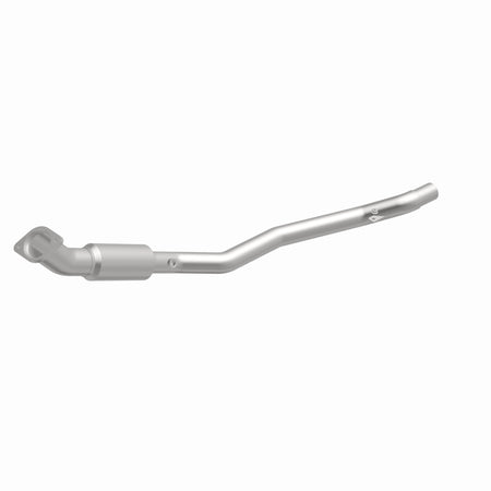 MagnaFlow Exhaust Products 4561539 - California CARB Direct-Fit Catalytic Converter 1
