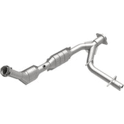 MagnaFlow Exhaust Products 458022 - California CARB Direct-Fit Catalytic Converter 1