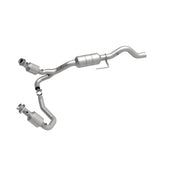 MagnaFlow Exhaust Products 458050 - California CARB Direct-Fit Catalytic Converter 2