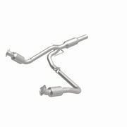 MagnaFlow Exhaust Products 4583497 - Catalytic Converter
