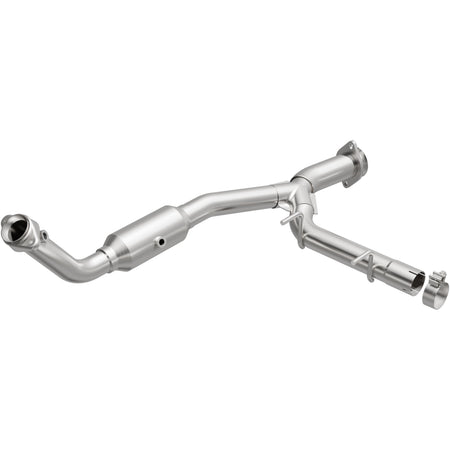 MagnaFlow Exhaust Products 4651411 - California CARB Direct-Fit Catalytic Converter 4