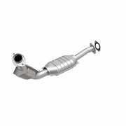 MagnaFlow Exhaust Products 49057 - OEM Grade Direct-Fit Catalytic Converter