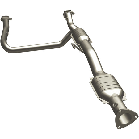 MagnaFlow Exhaust Products 49082 - OEM Grade Direct-Fit Catalytic Converter 1