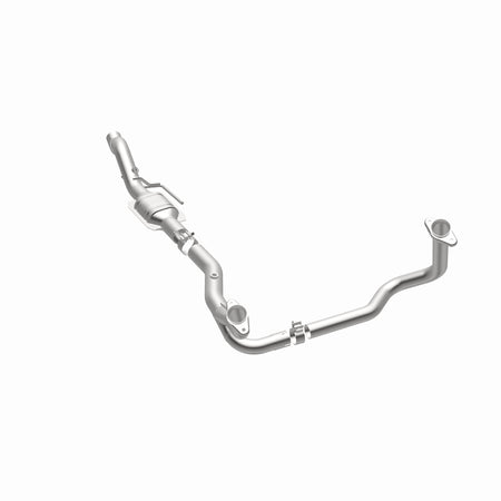 MagnaFlow Exhaust Products 49111 - OEM Grade Direct-Fit Catalytic Converter 3