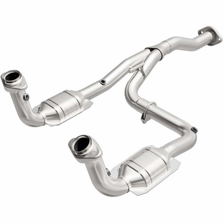 MagnaFlow Exhaust Products Exhaust MagnaFlow Exhaust Products 49186 - OEM Grade Direct-Fit Catalytic Converter