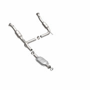 MagnaFlow Exhaust Products Exhaust MagnaFlow Exhaust Products 49404 - OEM Grade Direct-Fit Catalytic Converter