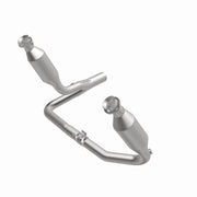 MagnaFlow Exhaust Products 49657 - OEM Grade Direct-Fit Catalytic Converter 3