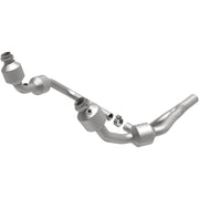 MagnaFlow Exhaust Products 49689 - OEM Grade Direct-Fit Catalytic Converter 2