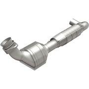 MagnaFlow Exhaust Products 49705 - OEM Grade Direct-Fit Catalytic Converter 1