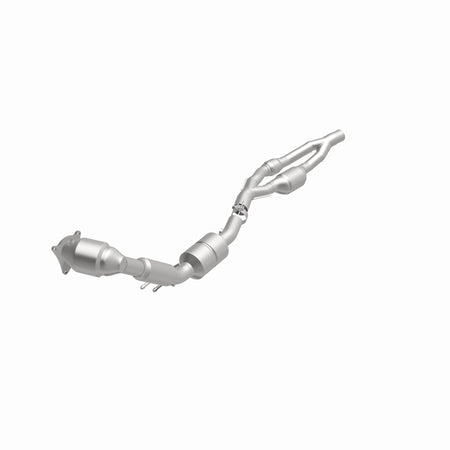 MagnaFlow Exhaust Products 49715 - OEM Grade Direct-Fit Catalytic Converter 1