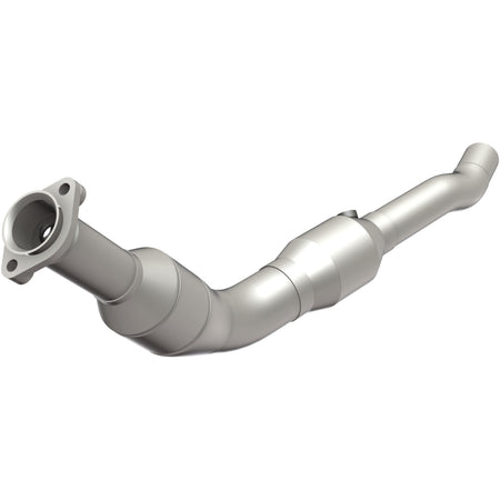 MagnaFlow Exhaust Products 49718 - OEM Grade Direct-Fit Catalytic Converter 1