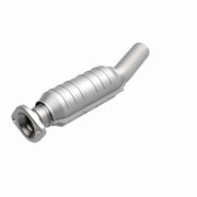 MagnaFlow Exhaust Products 49749 - OEM Grade Direct-Fit Catalytic Converter 3