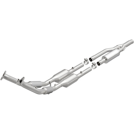 MagnaFlow Exhaust Products 49873 - OEM Grade Direct-Fit Catalytic Converter 1