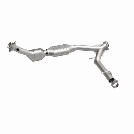 MagnaFlow Exhaust Products 51081 - OEM Grade Direct-Fit Catalytic Converter 6