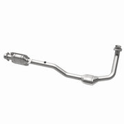 MagnaFlow Exhaust Products 51088 - OEM Grade Direct-Fit Catalytic Converter 1